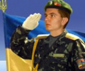 Військовим кафедрам - бути?