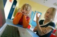 Комп’ютери: чому не варто рано знайомити з ними дітей