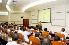 У LvBS відбулася зустріч на тему "Скільки коштує гідність?"