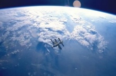 В українських школах відзначать 50-річчя польоту людини в космос