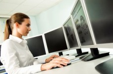 Заяву на вступ до вузу можна буде подавати через інтернет, - Табачник