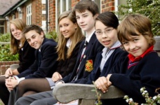 Англійська у Великій Британії: групова поїздка для дітей до коледжу Wycliffe