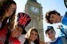 Вивчай англійську у Великій Британії! У групі веселіше!