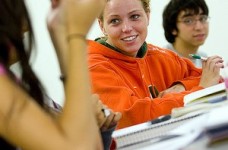 У світі зростає популярність міжнародної системи тестування IELTS