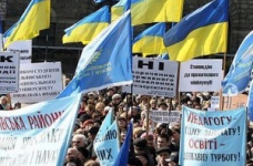 Учителів послали... під Кабмін