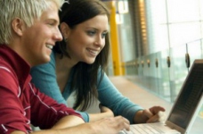 Університет Нікосії запрошує на навчання