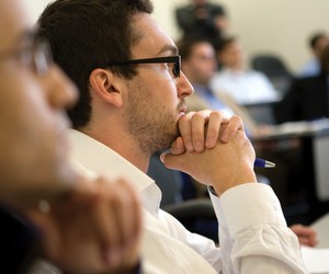 Чи скорочувати базовий курс MBA?