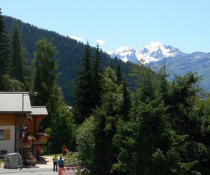 Літній відпочинок і навчання в Altitude International Camps (Швейцарія)