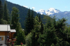 Літній відпочинок і навчання в Altitude International Camps (Швейцарія)