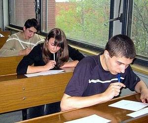 Громадян запрошують спостерігати за проведенням ЗНО