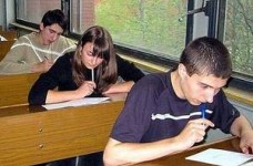 Громадян запрошують спостерігати за проведенням ЗНО