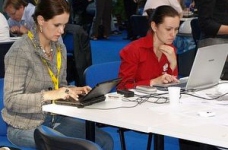 Стипендія ім. Елізабет Нойфер для жінок-журналістів