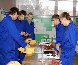 Затверджено Державну цільову програму розвитку профтехосвіти