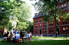 Перший рік в університеті: чого очікувати за межами аудиторії