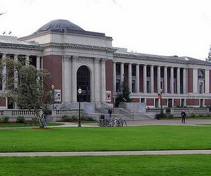 Стипендії на програми підготовки при американських університетах