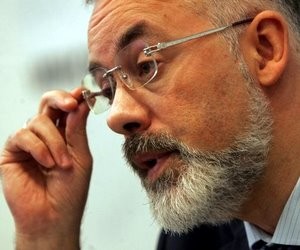 Розвивати науку тільки за рахунок бюджетного фінансування неможливо, - Табачник