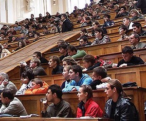 "Укрупнення" вищих навчальних закладів: реформування галузі