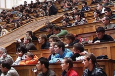 "Укрупнення" вищих навчальних закладів: реформування галузі