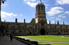 Чому в Британії головні університети, а в Україні – міністри?