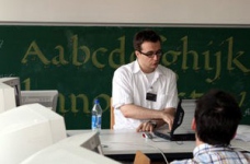 До кінця цього року вчителі мають оволодіти комп’ютером, - Міносвіти