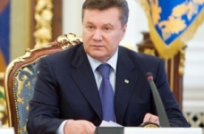 З’їзд освітян має бути проведений на початку навчального року, - Янукович