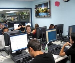 Отримайте безкоштовні тижні навчання на мовних програмах в США