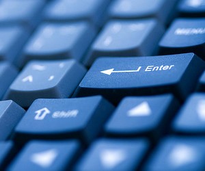 Представники вищих навчальних закладів критикують "Електронний вступ"