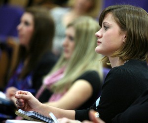 Державна інспекція навчальних закладів контролює роботу приймальних комісій