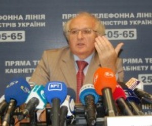 Сьогодні Вакарчук відповідатиме на телефонні дзвінки