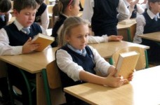 Чи будуть в українських школярів нові підручники?