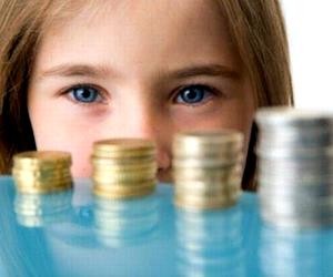 У школах столиці дозволили благодійні внески