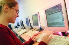 Столичні учні зможуть навчатися дистанційно