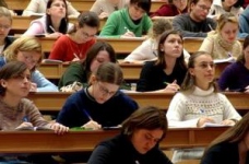 Держзамовлення на бюджетне навчання виконано, - Табачник