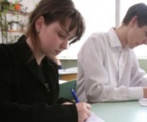 У Криму скорочується кількість випускників