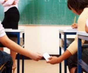 Техніки списування від учнів