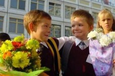 Столичні першокласники отримають нові букварі