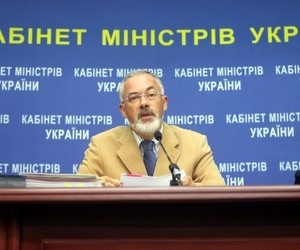 Дмитро Табачник у відставку не збирається