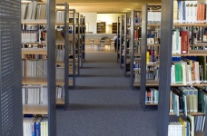 Підручники надруковано вчасно, проте доставка триває