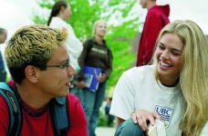 Грант на отримання вищої бізнес-освіти у Польщі