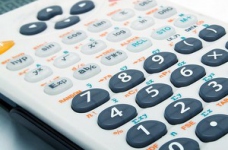 Постанова про встановлення надбавки педагогічним працівникам набрала чинності 1 вересня