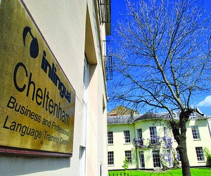 Акція від британської мовної школи