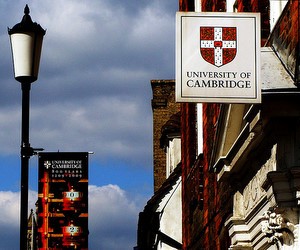 Триває прийом заявок на навчання в Університеті Кембриджу