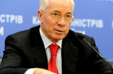 У наступному році уряд на 20% збільшить зарплати вчителям, - М.Азаров