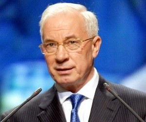 У 2012 році зарплату вчителя буде збільшено в середньому на 700 гривень, - М.Азаров