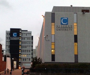 Glasgow Caledonian University: стипендії на навчання на підготовчих програмах INTO