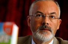 Участь у вступній кампанії-2012 братимуть близько 350 тисяч абітурієнтів, - Д.Табачник