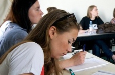 Неоплата праці за заміну є порушенням прав освітян