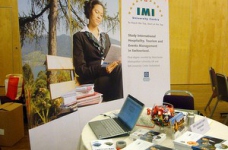 Школа готельного менеджменту IMI University Centre (Швейцарія)