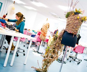 Cambridge School of Visual & Performing Arts (Велика Британія)