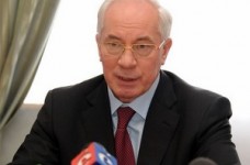 Нам не потрібні спеціалісти з папірцем у кишені, - прем’єр